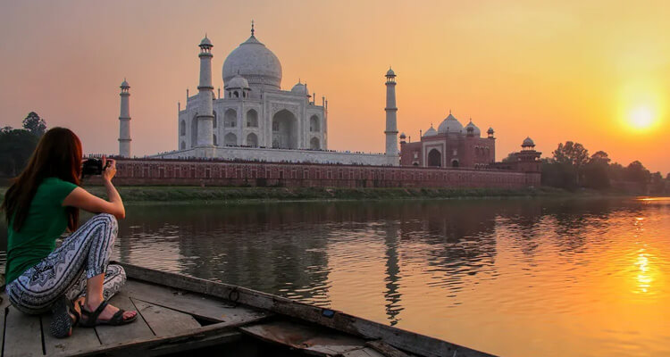 4 Nights 5 Days Delhi Jaipur Agra Tour